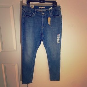 Levi’s 711 skinny. Size 18